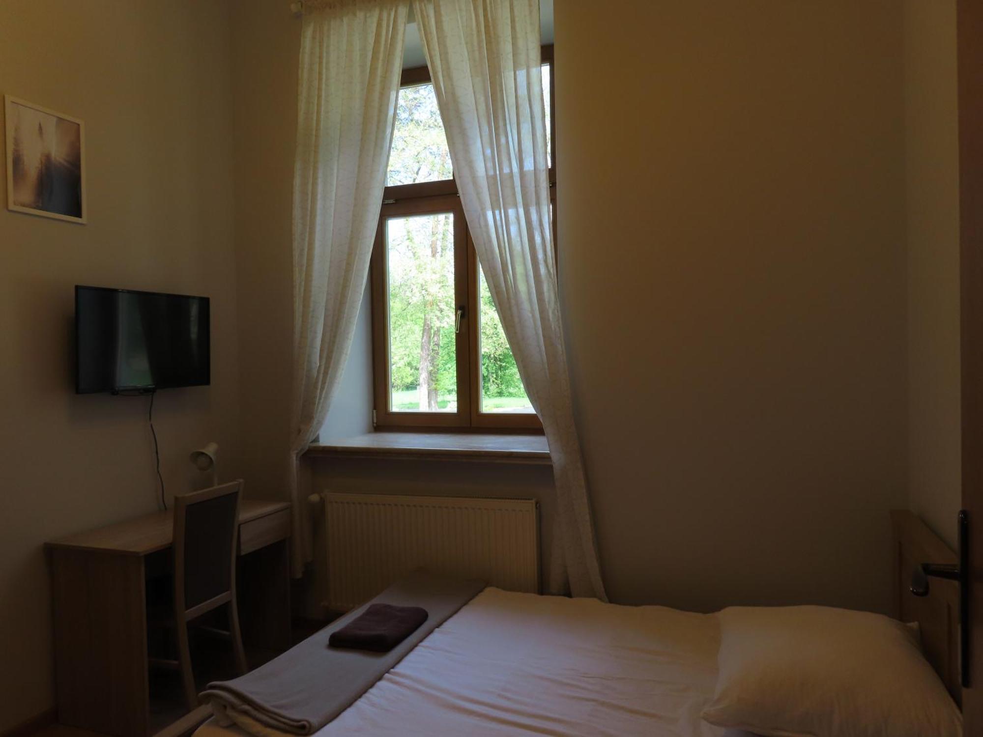 Hotel Dobry Zakatek Dom Rekolekcyjny Konstancin-Jeziorna Exterior foto